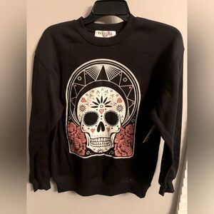 XXS Sugar Skull Sweatshirt in Black color, P2P 19 NWT